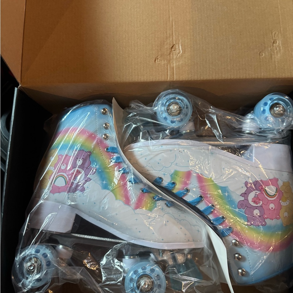 Rare sold out Care Bear rainbow roller skates womens 10 brand new never used